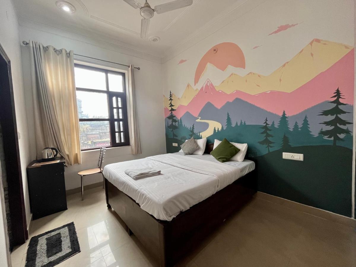 Joey'S Homestay Rishīkesh Eksteriør billede